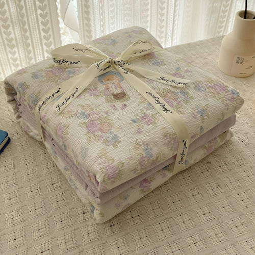 Nude-Colored Bedding Set For Mothers And Babies