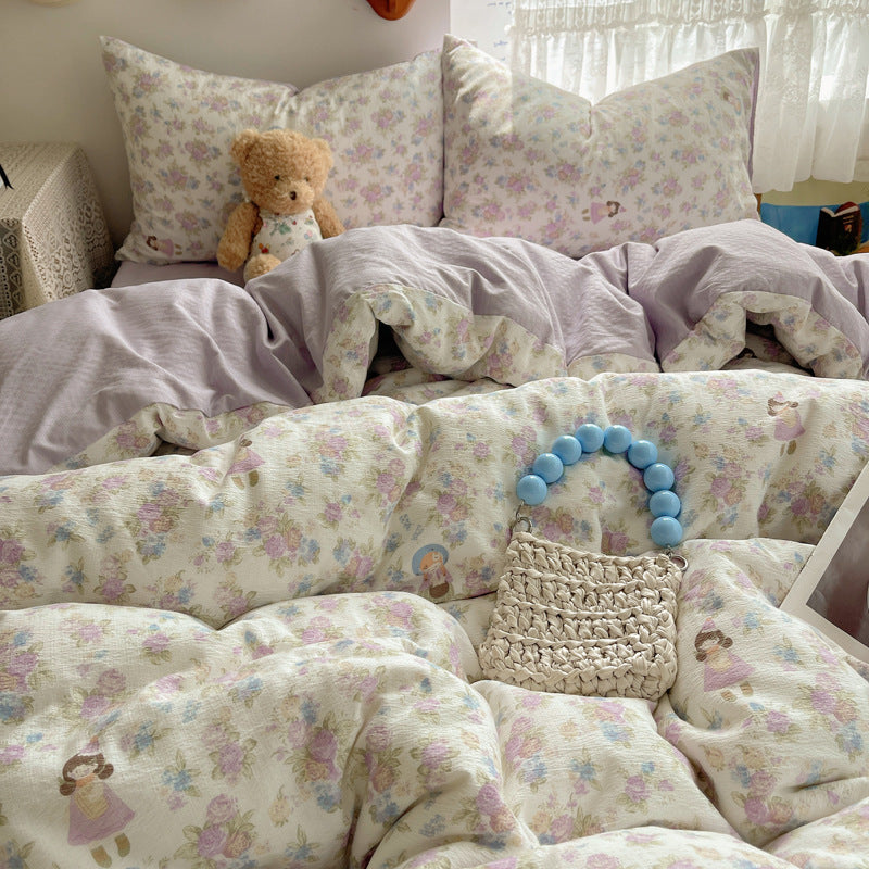 Nude-Colored Bedding Set For Mothers And Babies